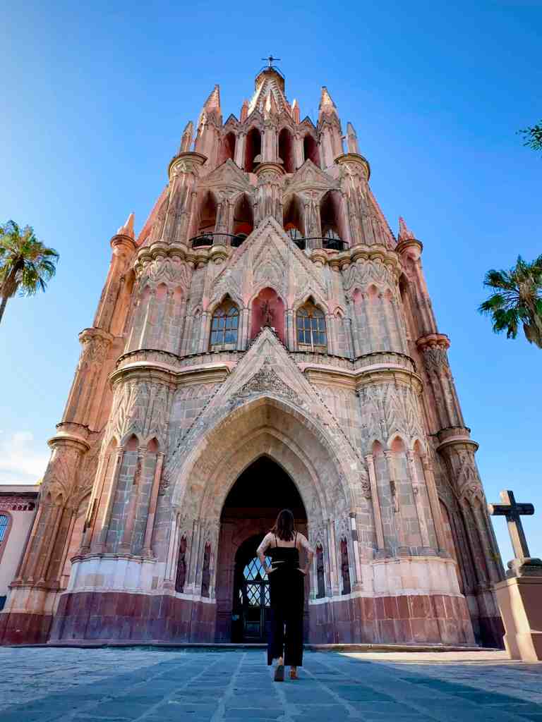 Things to do in San Miguel de Allende: parroquia san miguel arcangel